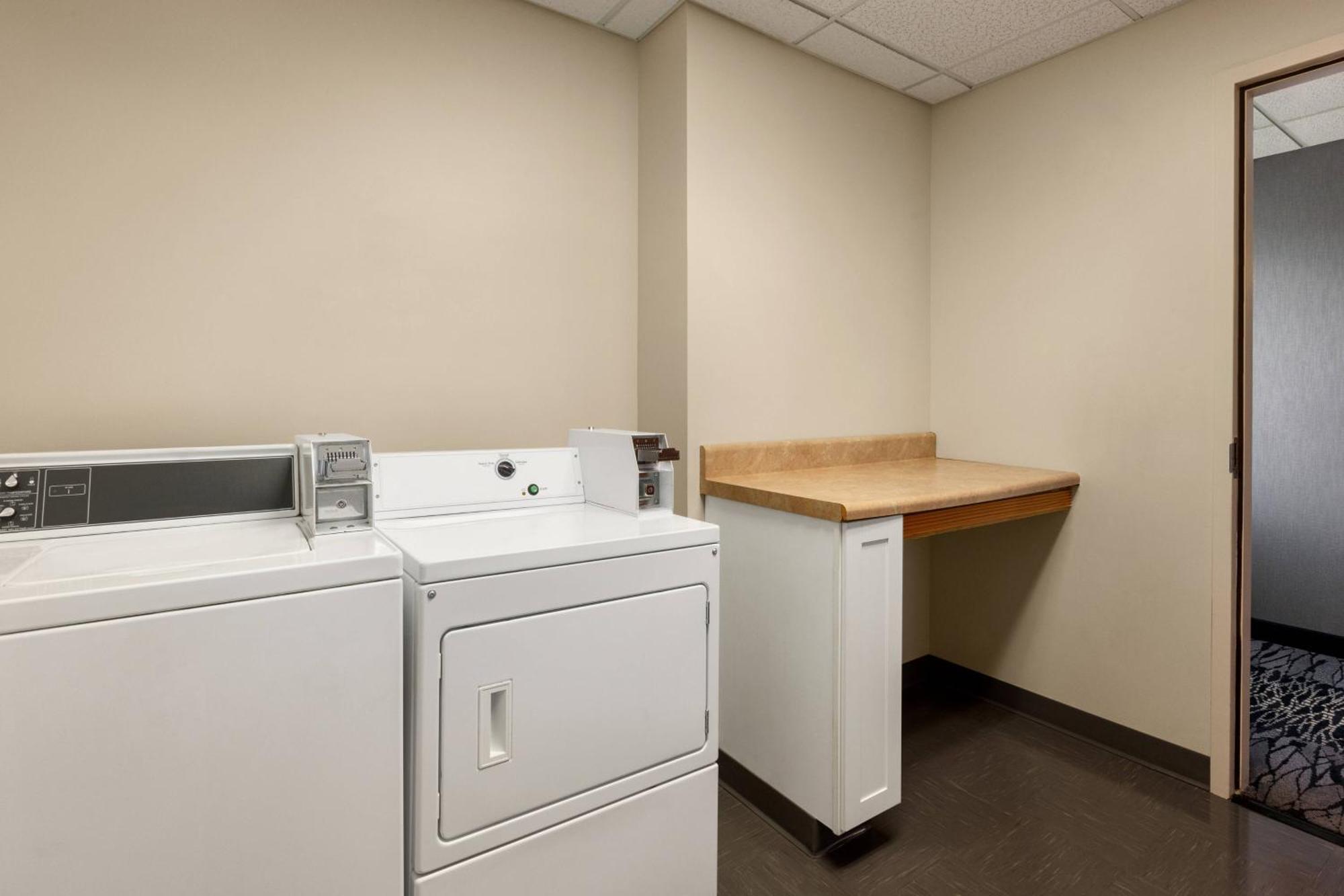 Fairfield Inn & Suites Jacksonville West/Chaffee Point Bagian luar foto