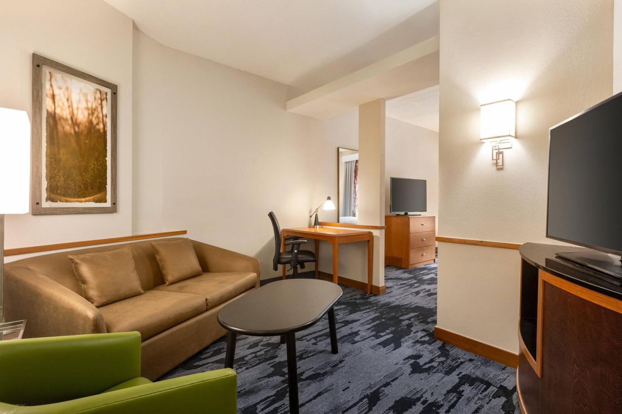 Fairfield Inn & Suites Jacksonville West/Chaffee Point Bagian luar foto