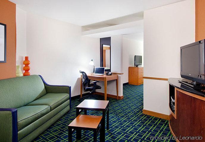 Fairfield Inn & Suites Jacksonville West/Chaffee Point Ruang foto