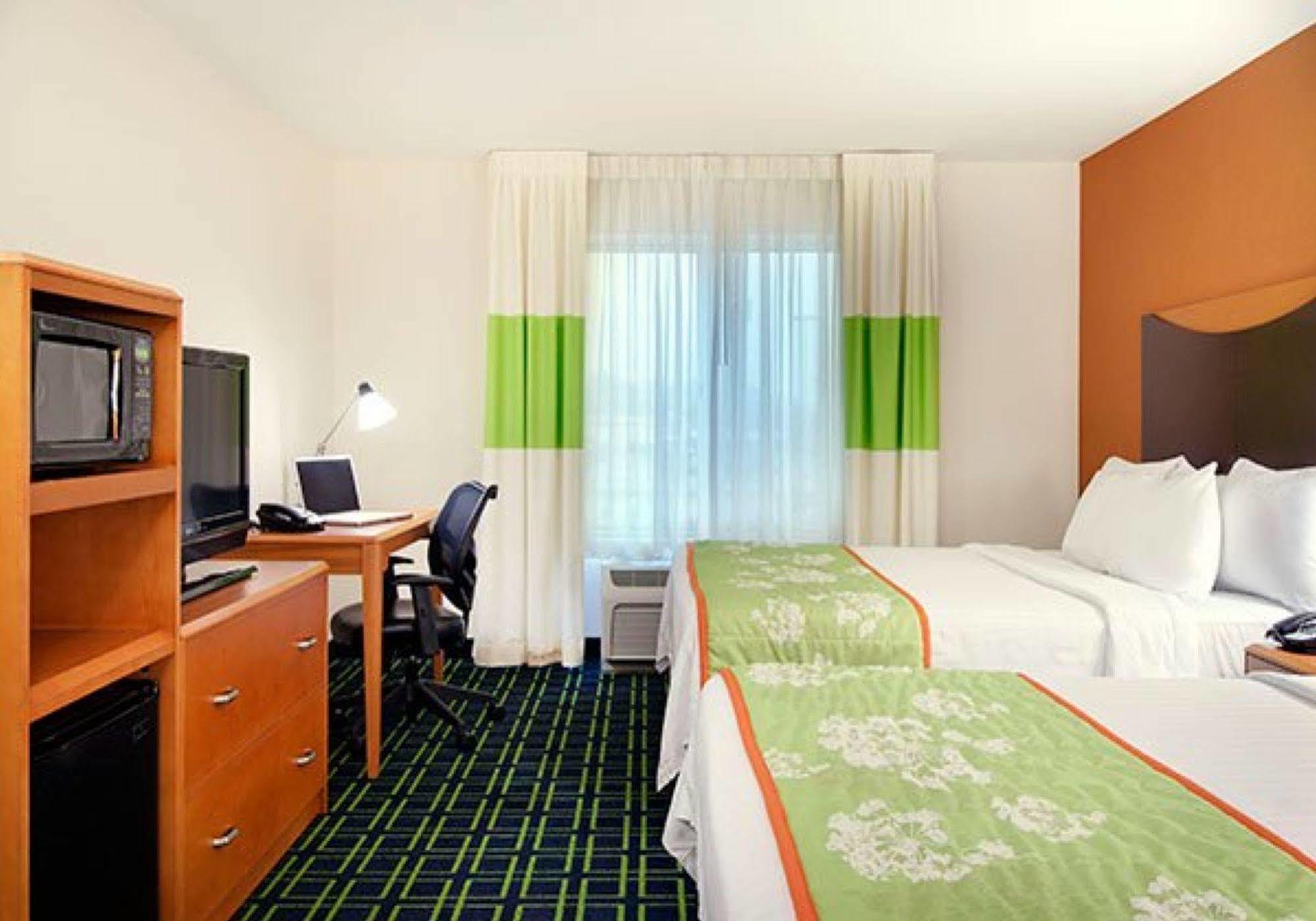 Fairfield Inn & Suites Jacksonville West/Chaffee Point Bagian luar foto