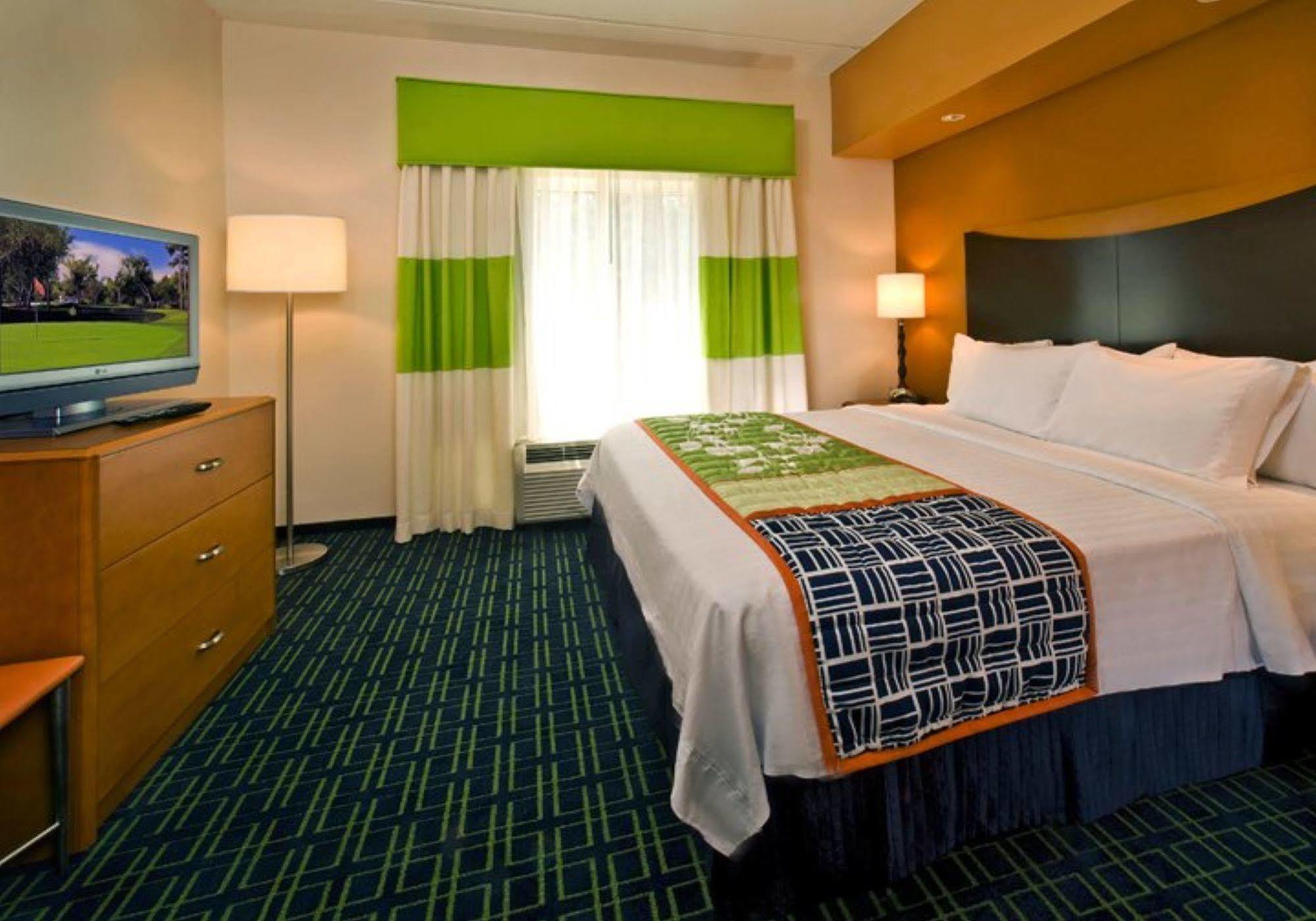 Fairfield Inn & Suites Jacksonville West/Chaffee Point Ruang foto
