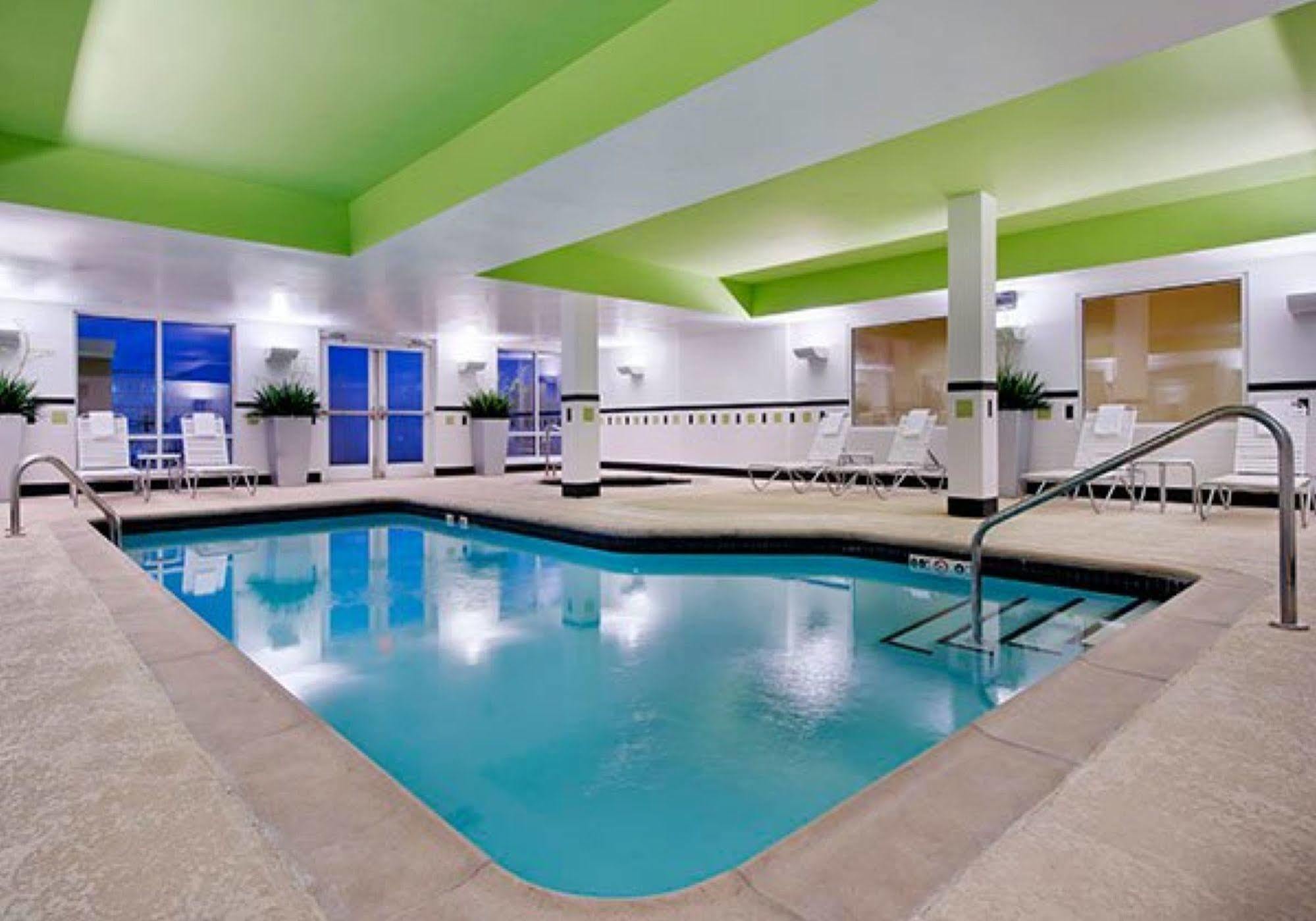 Fairfield Inn & Suites Jacksonville West/Chaffee Point Bagian luar foto