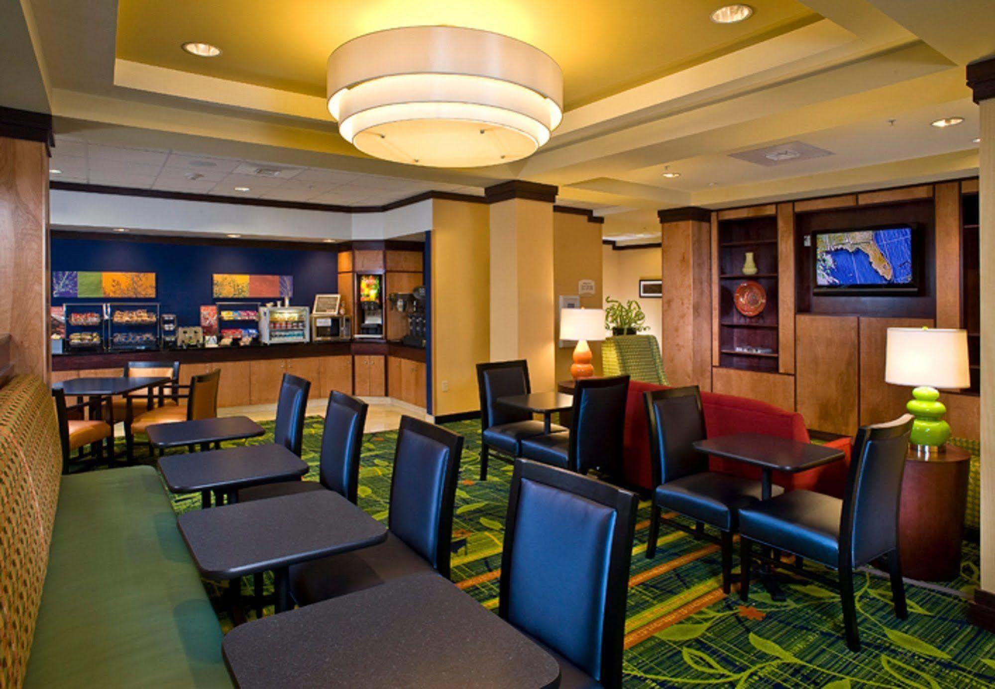Fairfield Inn & Suites Jacksonville West/Chaffee Point Bagian luar foto