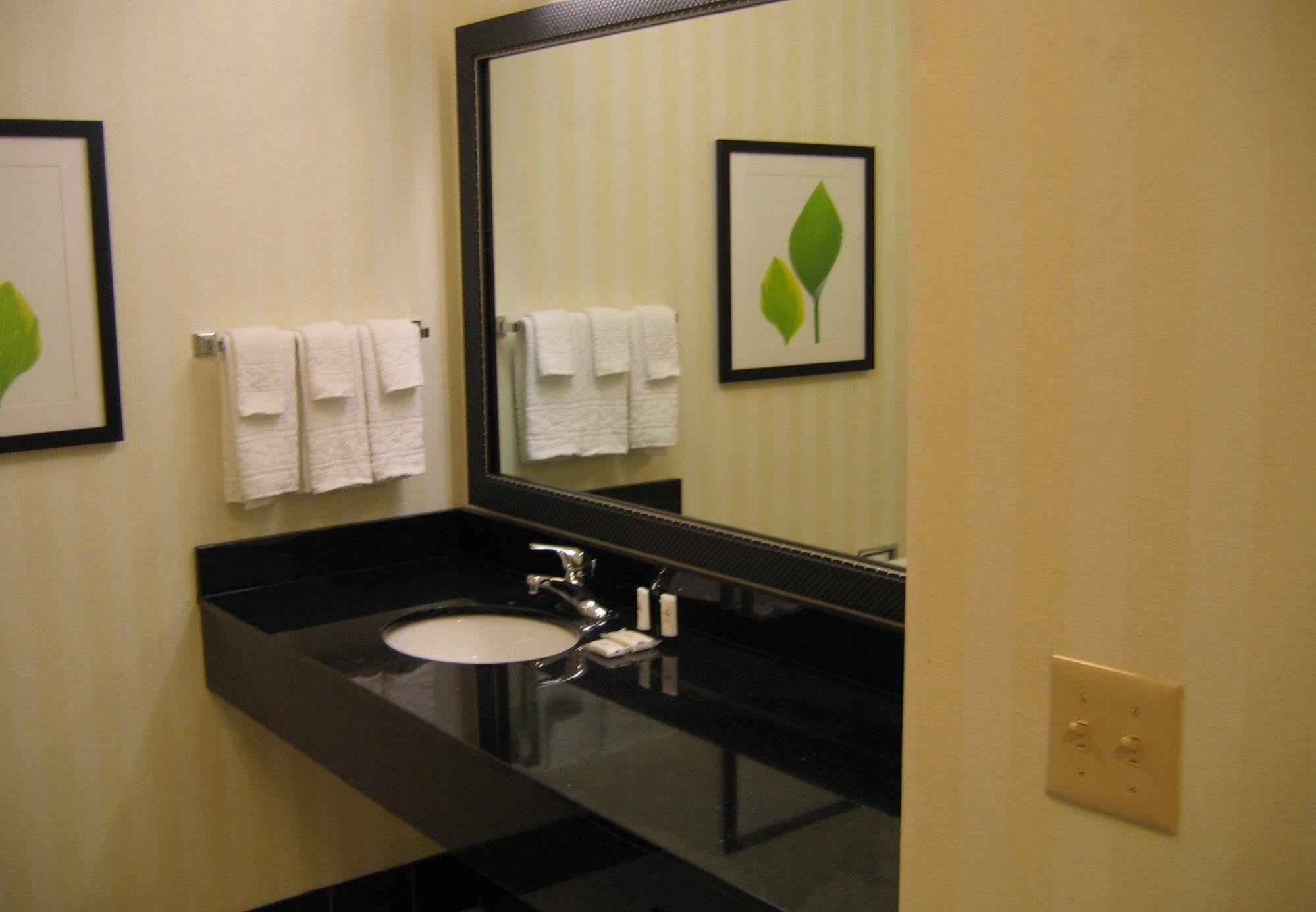 Fairfield Inn & Suites Jacksonville West/Chaffee Point Bagian luar foto